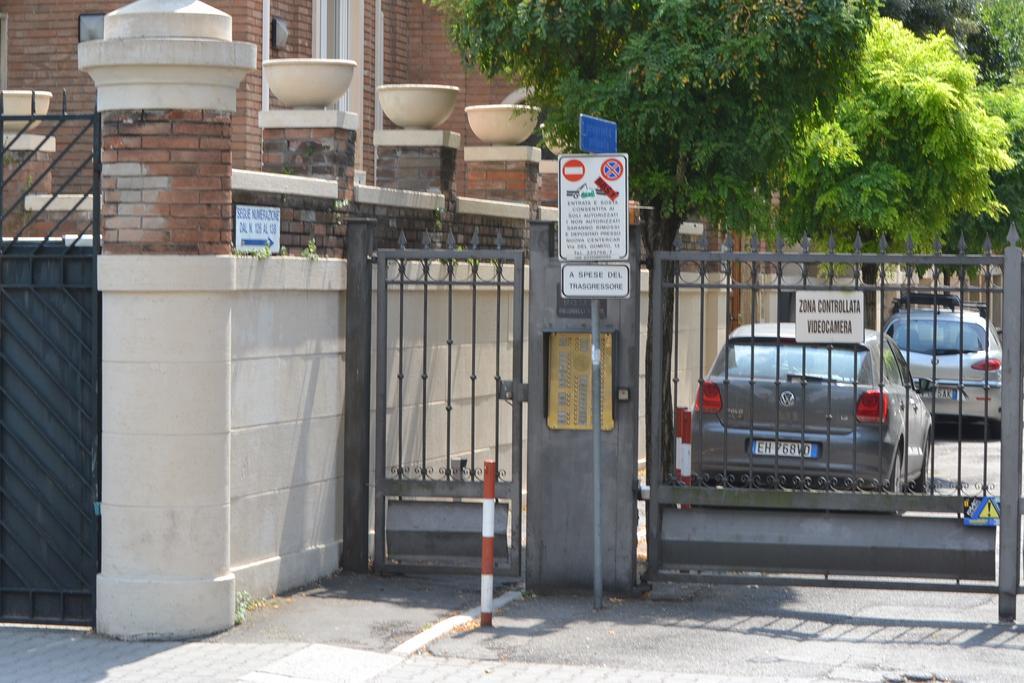 Central Avenue B&B Bologna Exteriör bild