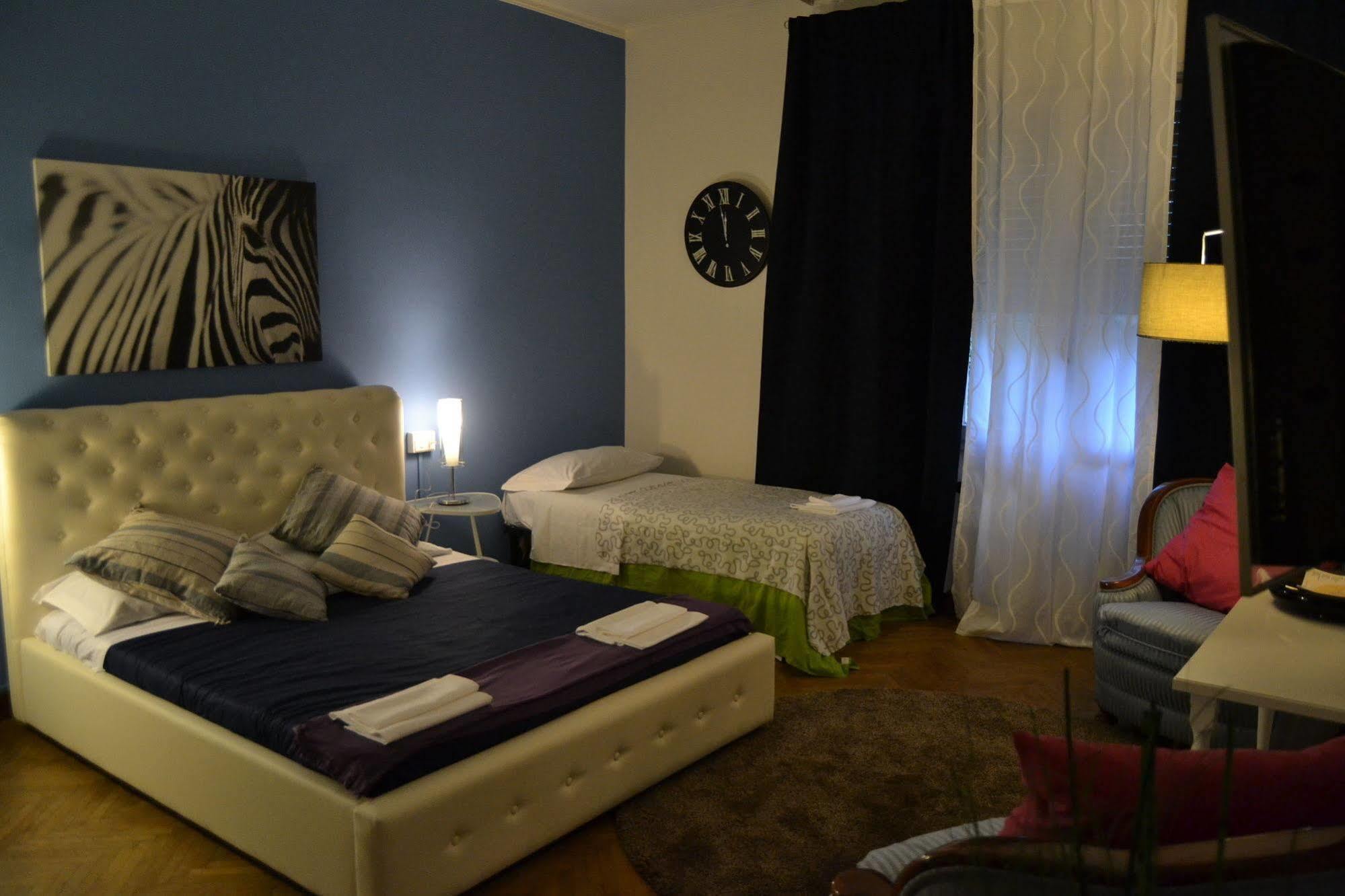 Central Avenue B&B Bologna Exteriör bild