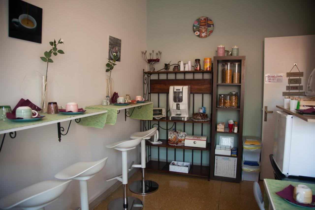 Central Avenue B&B Bologna Exteriör bild